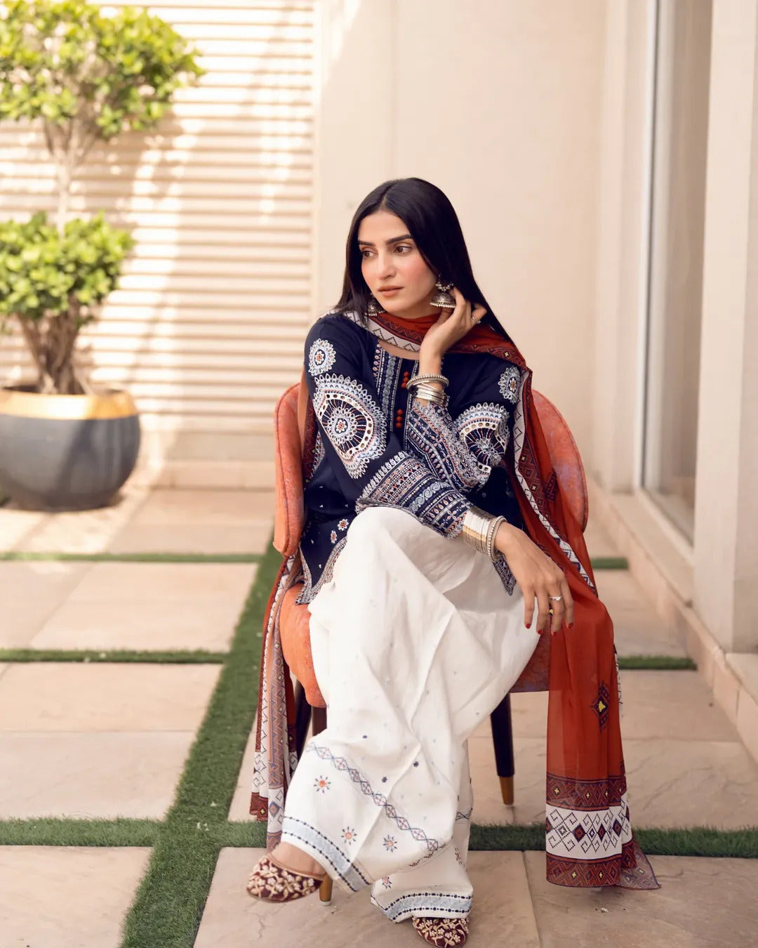 Rangreza – Heavy Embroidered 3-Piece Suit (Stitched)