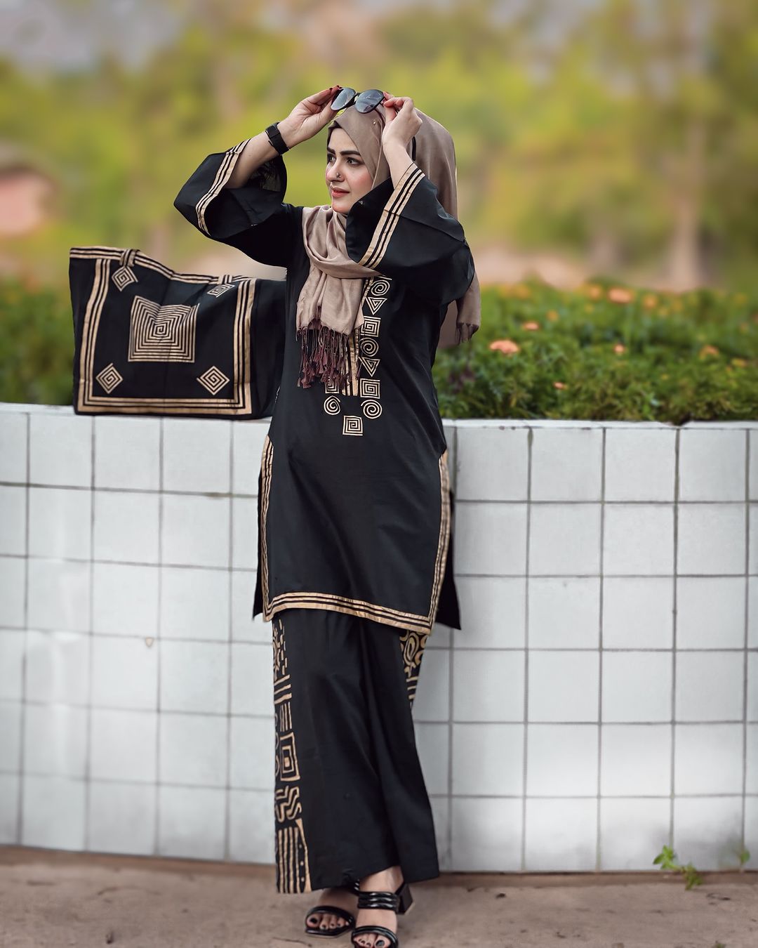 Arcane Threads-with Printed Dress With Bag