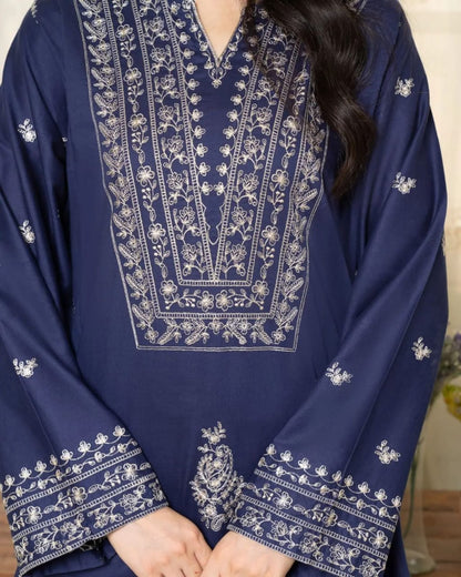 Dezal Embroidery 2pc Long Length NAFEES LIBAS