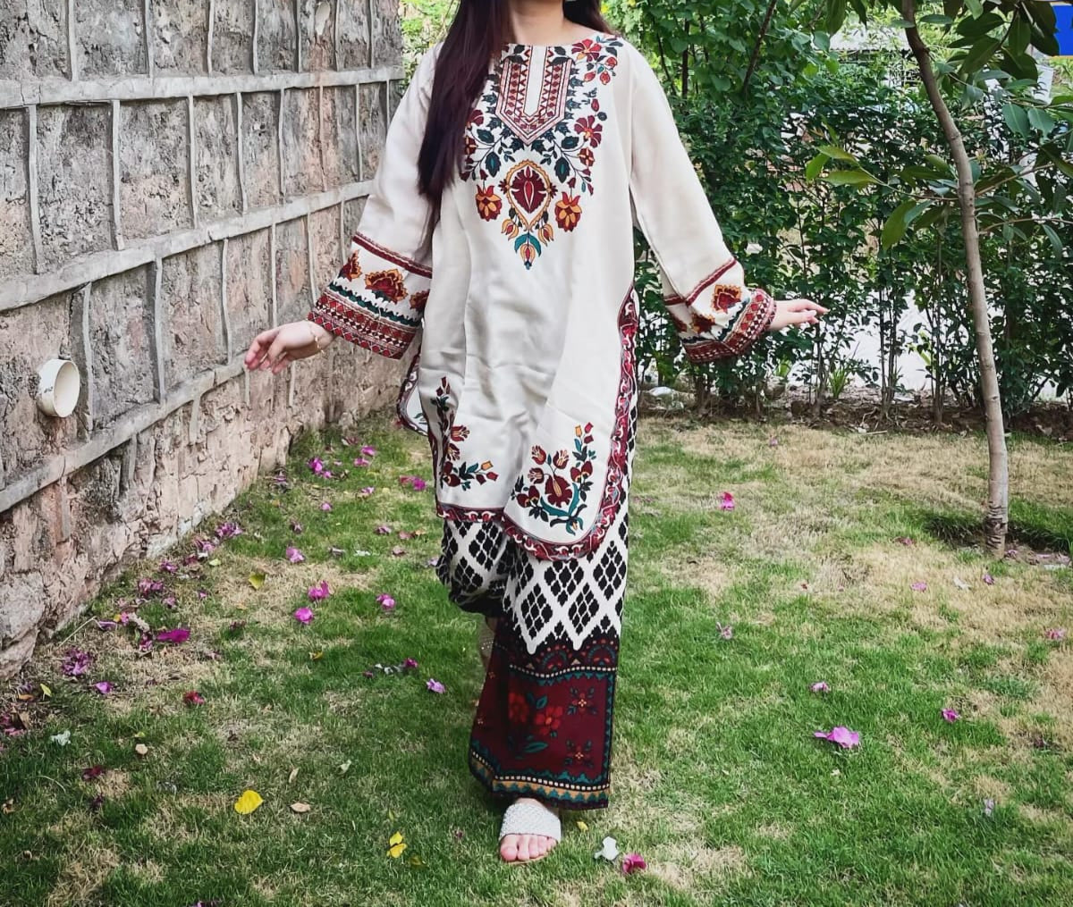 MEERAB  CO-ORS SET DIGITAL PRINT